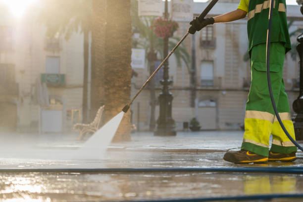 Best Garage Pressure Washing  in Dunthpe, OR
